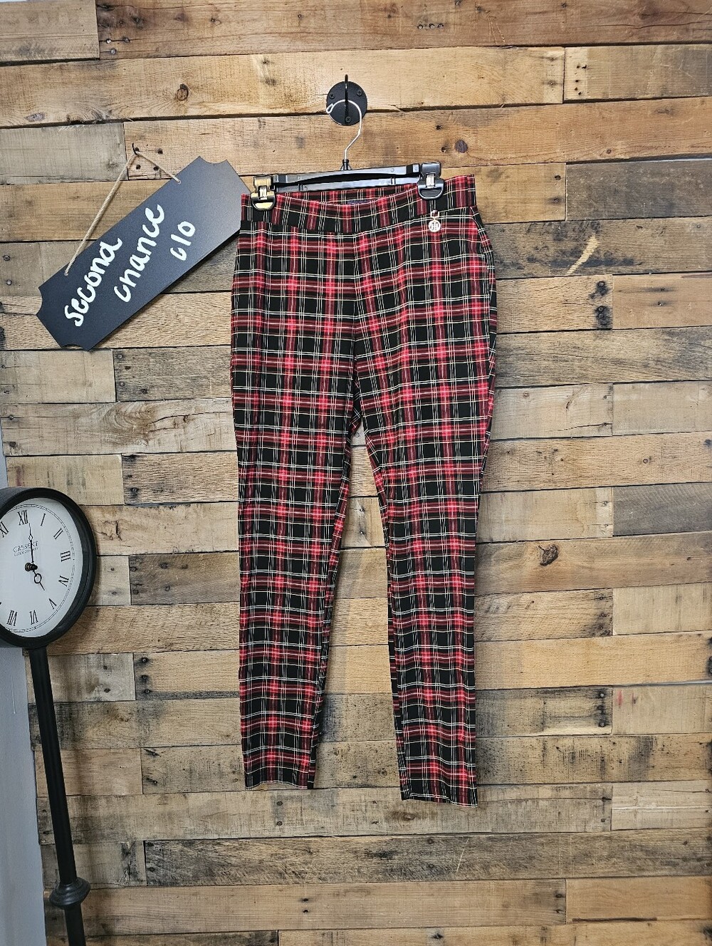 Tommy Hilfiger Women's Red and Black Plaid Elastic Waistline Pull On Pants Sz 10